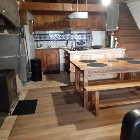Cantal Maison Individuelle Holiday home Sainte-Anastasie (Cantal)
